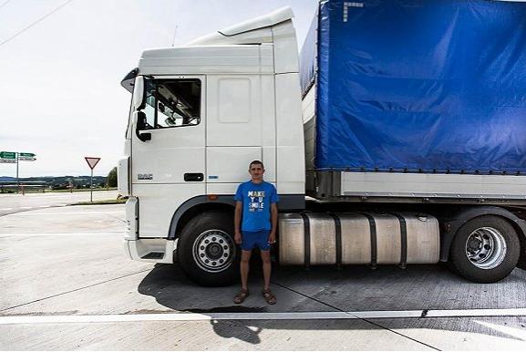 集体诉苦 欧洲卡车司机的生活竟然也不好过 - 第4张 - 提加商用车网 集体诉苦 欧洲卡车司机的生活竟然也不好过 - 第4张