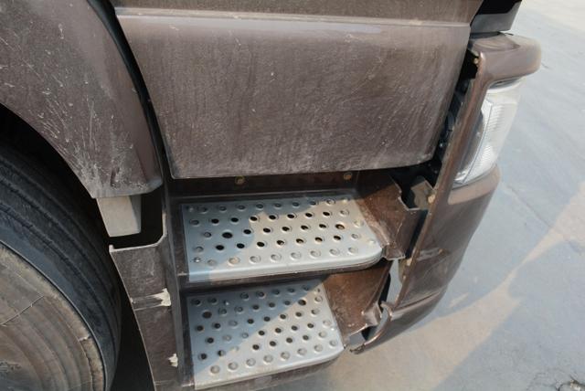 领航版也不靠谱？运营一年多的解放J6P牵引车实拍 - 第10张