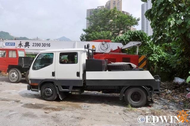经典的日系卡车这里都有？ 香港街头某货运停车场实拍 - 第24张