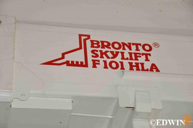 救援高度国内第一?价值2400万的救援卡车实拍 - 第32张 - 提加商用车网 救援高度国内第一?价值2400万的救援卡车实拍 - 第32张