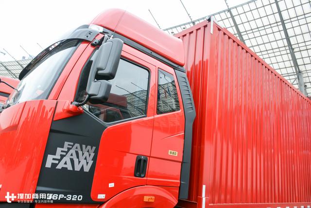 同样的9米6货箱能多拉一吨货?解放J6P前四后八载货车配置很到位 - 第11张 - 提加商用车网 同样的9米6货箱能多拉一吨货?解放J6P前四后八载货车配置很到位 - 第11张