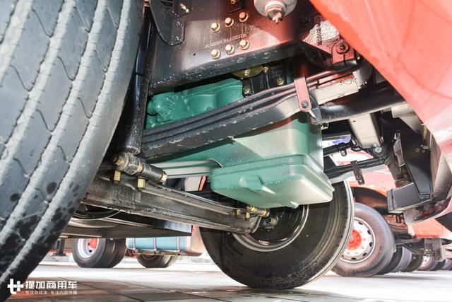 420马力锡柴发动机+免维护车桥+车载冰箱,解放安捷长头卡车图解 - 第9张 - 提加商用车网 420马力锡柴发动机+免维护车桥+车载冰箱,解放安捷长头卡车图解 - 第9张