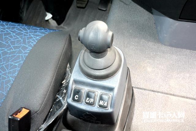 200吨级别?中国重汽新款6X6全驱大件牵引车详解 - 第7张 - 提加商用车网 200吨级别?中国重汽新款6X6全驱大件牵引车详解 - 第7张