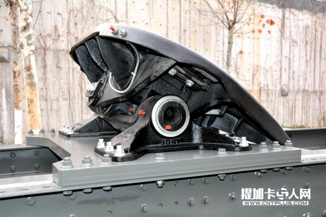 200吨级别?中国重汽新款6X6全驱大件牵引车详解 - 第12张 - 提加商用车网 200吨级别?中国重汽新款6X6全驱大件牵引车详解 - 第12张