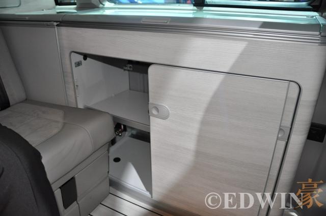 7座车型竟然有房车的豪华配置 大众T6野营车实拍评测 - 第43张 - 提加商用车网 7座车型竟然有房车的豪华配置 大众T6野营车实拍评测 - 第43张