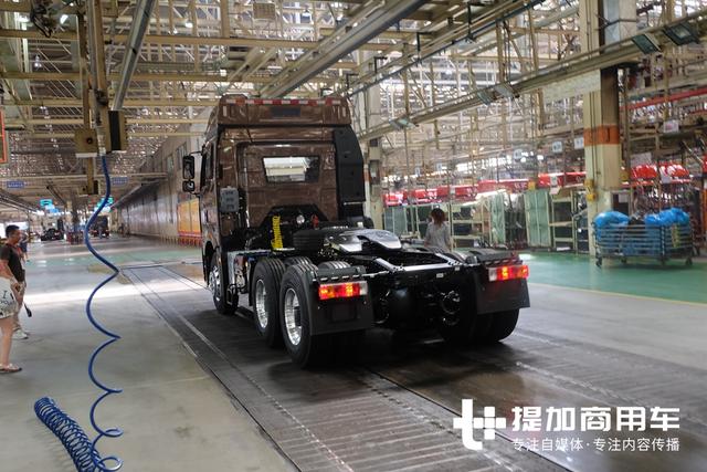 J6重卡是怎么生产的？深入解放卡车厂揭秘J6重卡生产过程