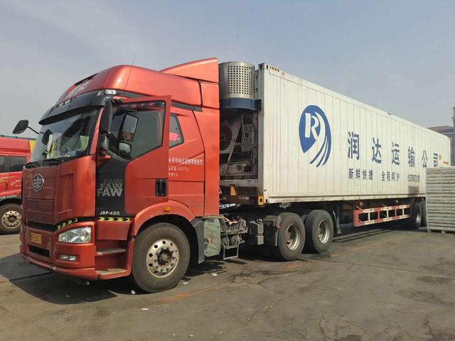 满意中也有诸多不足?来自烟台的忠实用户谈解放J6P重卡 - 第1张 - 提加商用车网 满意中也有诸多不足?来自烟台的忠实用户谈解放J6P重卡 - 第1张