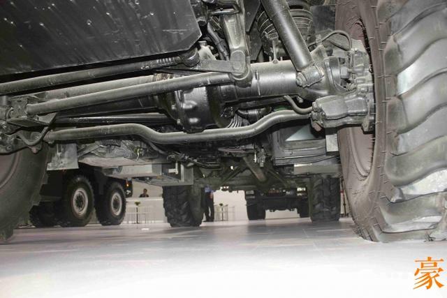 不越野无房车 奔驰乌尼莫克底盘阿莫迪罗房车实拍 - 第8张