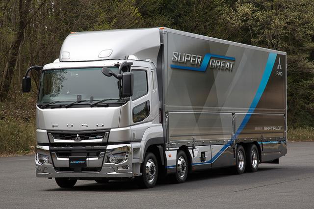 后视镜都有雨刮器，奢华到不敢想象？日本三菱新款重卡详解