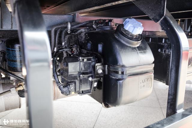 看到配置怕买不起,帅铃轻卡配自动大灯和倒车雷达 - 第18张 - 提加商用车网 看到配置怕买不起,帅铃轻卡配自动大灯和倒车雷达 - 第18张