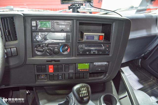 庆铃引进了最帅的五十铃新款重卡,可惜内饰配置太低不够厚道 - 第20张 - 提加商用车网 庆铃引进了最帅的五十铃新款重卡,可惜内饰配置太低不够厚道 - 第20张