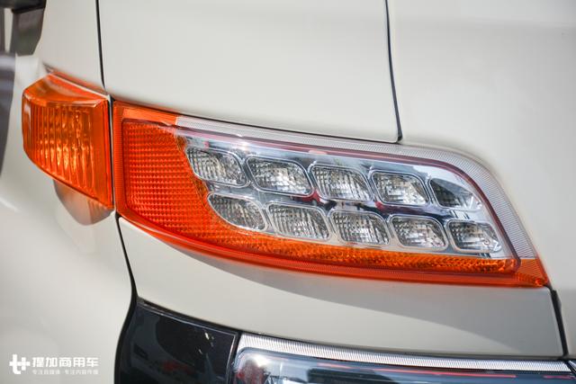 拉10吨无压力，江淮骏铃轻卡配玉柴160马力发动机和双层车架 - 第7张