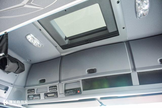 许多功能国产卡车现在都没有？这款奔驰9年前的重卡车型依然领先 - 第27张