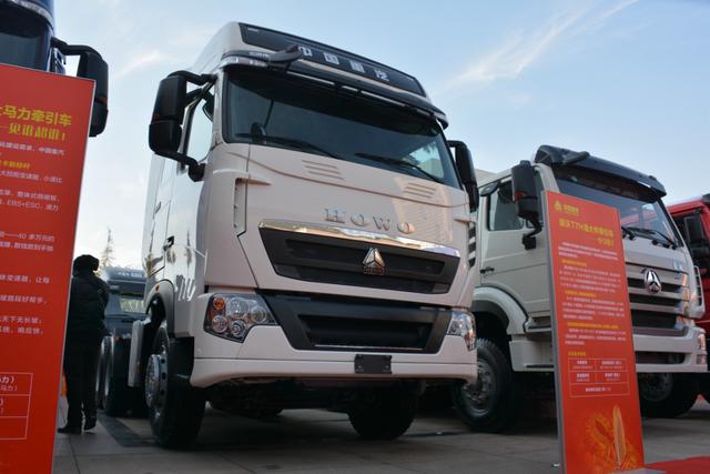 150吨级别 中国重汽竟然也有一款大件牵引车 - 第1张 - 提加商用车网 150吨级别 中国重汽竟然也有一款大件牵引车 - 第1张