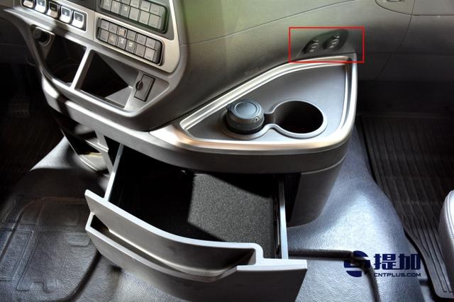 来自韩国的卡车 四川现代创虎旗舰重卡图解