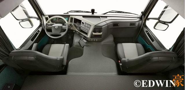 进口卡车界的网红 沃尔沃FM500马力牵引车实拍 - 第26张 - 提加商用车网 进口卡车界的网红 沃尔沃FM500马力牵引车实拍 - 第26张