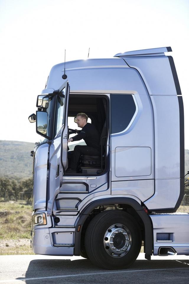 不玩噱头只注重实际意义 新一代斯堪尼亚卡车深度解析 - 第14张 - 提加商用车网 不玩噱头只注重实际意义 新一代斯堪尼亚卡车深度解析 - 第14张