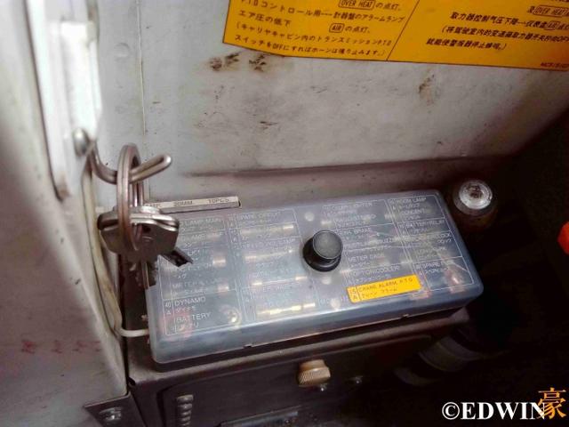 依然还皮实耐用？20多年的日本三菱吊车实拍 - 第29张