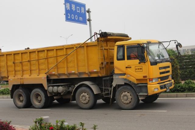 也是日系卡车为主?珠海横琴口岸的澳门货车实拍 - 第2张 - 提加商用车网 也是日系卡车为主?珠海横琴口岸的澳门货车实拍 - 第2张