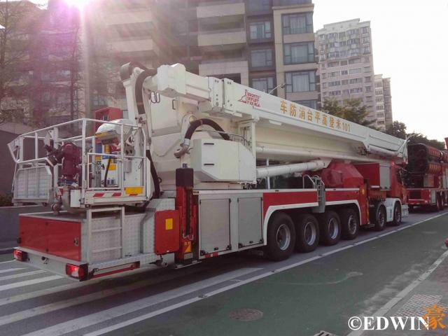 救援高度国内第一?价值2400万的救援卡车实拍 - 第16张 - 提加商用车网 救援高度国内第一?价值2400万的救援卡车实拍 - 第16张