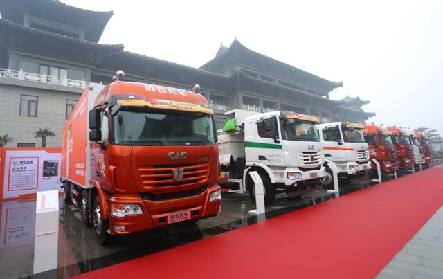 560马力牵引车领衔 联合卡车明年主推的9款卡车都在这