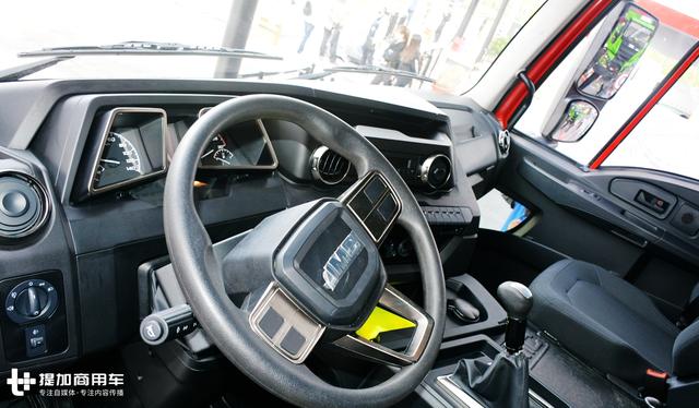 红岩大件车、北奔AMT变速箱重卡领衔，北京车展这些卡车值得一看 - 第3张