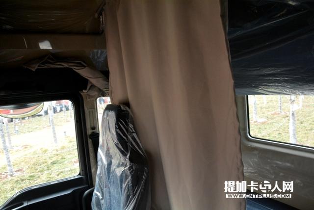 国产卡车终于站起来了?中国重汽第一代智能卡车实拍评测 - 第13张 - 提加商用车网 国产卡车终于站起来了?中国重汽第一代智能卡车实拍评测 - 第13张