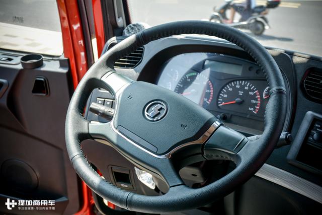 外观改款,配置向X3000看齐,陕汽新M3000牵引车图解 - 第12张 - 提加商用车网 外观改款,配置向X3000看齐,陕汽新M3000牵引车图解 - 第12张