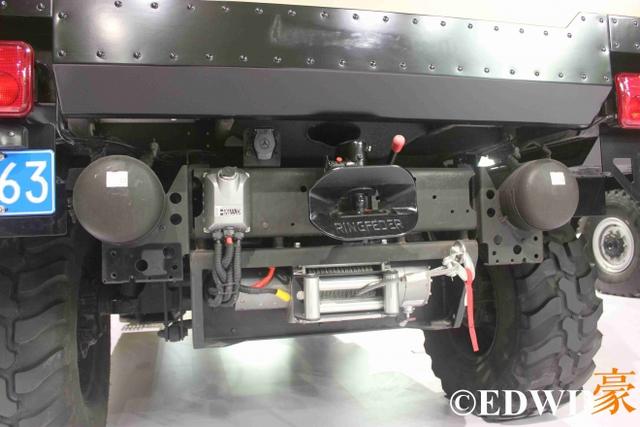 不越野无房车 奔驰乌尼莫克底盘阿莫迪罗房车实拍 - 第14张
