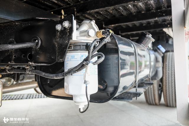 配福田康明斯ISF3.8发动机,江淮帅铃新款栏板轻卡详解 - 第12张 - 提加商用车网 配福田康明斯ISF3.8发动机,江淮帅铃新款栏板轻卡详解 - 第12张