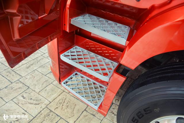 开空调不烧油,还有座椅通风,解放新J6南方版重卡详解 - 第18张 - 提加商用车网 开空调不烧油,还有座椅通风,解放新J6南方版重卡详解 - 第18张