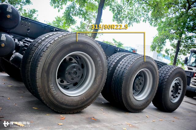 价值几百万，也许是最贵的混凝土泵车底盘，斯堪尼亚5轴卡车实拍 - 第13张