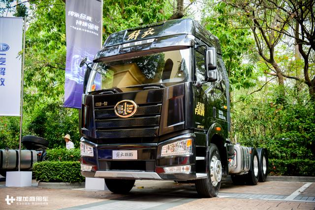 千升大油箱+近一米超宽卧铺？500马力解放新J6P重卡详解 - 第1张