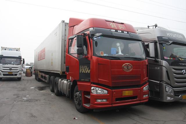 辛苦干几年就落个二手车钱？这位解放J6车主说出卡车人苦楚 - 第1张