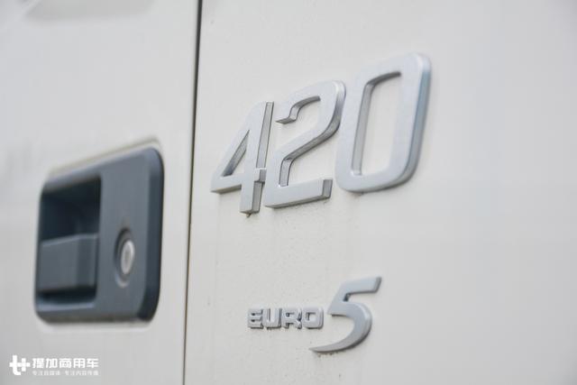 大马力重卡省油？这家物流公司却特别定制420马力沃尔沃卡车 - 第5张