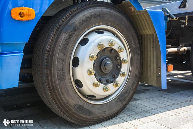 4米宽30米长轿运车退出舞台,中置轴轿运车时代将正式来临 - 第12张 - 提加商用车网 4米宽30米长轿运车退出舞台,中置轴轿运车时代将正式来临 - 第12张