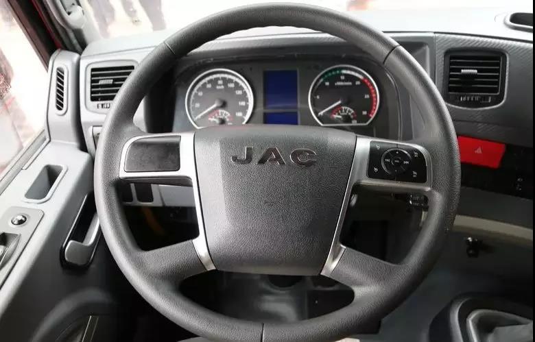 一款颜值与实力并存的佳作,格尔发A5三代试驾评测 - 第5张 - 提加商用车网 一款颜值与实力并存的佳作,格尔发A5三代试驾评测 - 第5张