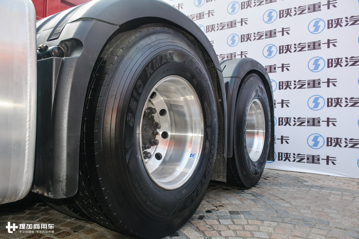 陕汽X6000配置太高了,副驾驶有按摩座椅,下半年逐步推向市场 - 第8张 - 提加商用车网 陕汽X6000配置太高了,副驾驶有按摩座椅,下半年逐步推向市场 - 第8张