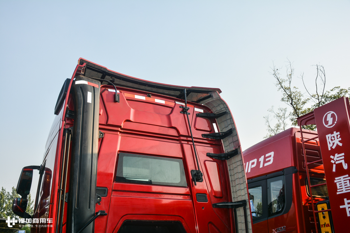 陕汽X6000配置太高了,副驾驶有按摩座椅,下半年逐步推向市场 - 第4张 - 提加商用车网 陕汽X6000配置太高了,副驾驶有按摩座椅,下半年逐步推向市场 - 第4张