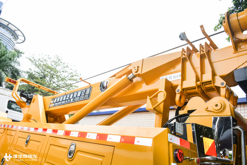 卡车司机最不想看到的车型,奔驰Arocs底盘的重卡清障车实拍 - 第17张 - 提加商用车网 卡车司机最不想看到的车型,奔驰Arocs底盘的重卡清障车实拍 - 第17张