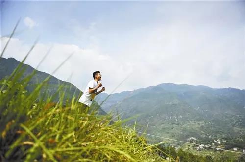 金秋助学13年,宇通资助1500名寒门学子圆梦 - 第3张 - 提加商用车网 金秋助学13年,宇通资助1500名寒门学子圆梦 - 第3张