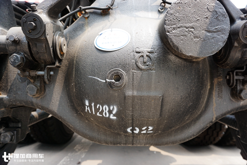 550马力潍柴发动机加持,老司机带您重新认识欧曼重载版gtl