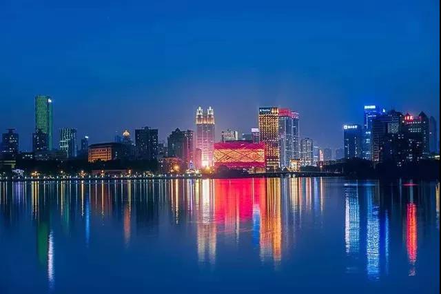 瞄准荆楚大地,江淮帅铃全能物流版轻卡武汉上市 - 第2张 - 提加商用车网 瞄准荆楚大地,江淮帅铃全能物流版轻卡武汉上市 - 第2张