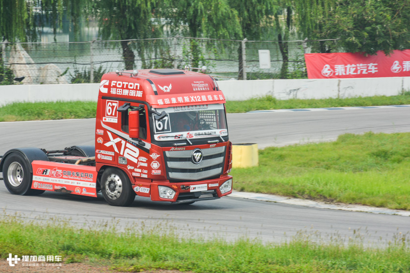 550马力潍柴,欧洲赛车标准改装,带您见识一台国产长头卡车性能怪兽 - 第2张 - 提加商用车网 550马力潍柴,欧洲赛车标准改装,带您见识一台国产长头卡车性能怪兽 - 第2张