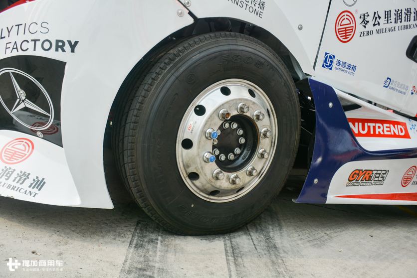 550马力潍柴,欧洲赛车标准改装,带您见识一台国产长头卡车性能怪兽 - 第10张 - 提加商用车网 550马力潍柴,欧洲赛车标准改装,带您见识一台国产长头卡车性能怪兽 - 第10张