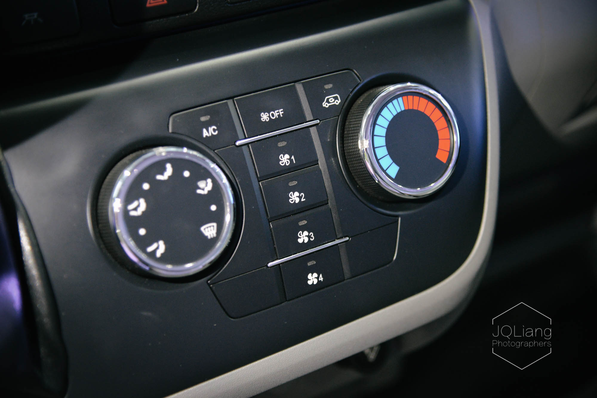 挂陕汽标的面包车,还叫电牛,陕西通家第三代纯电物流车实拍 - 第19张 - 提加商用车网 挂陕汽标的面包车,还叫电牛,陕西通家第三代纯电物流车实拍 - 第19张