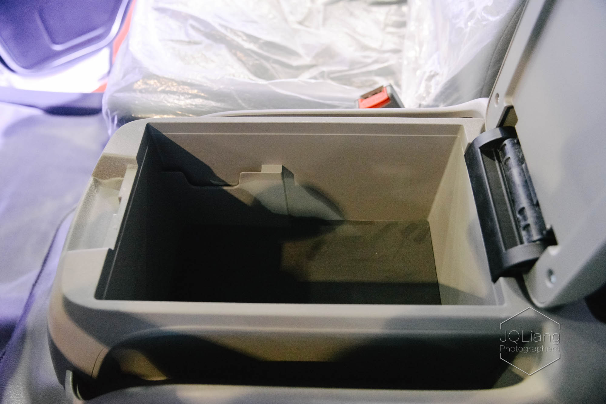 挂陕汽标的面包车,还叫电牛,陕西通家第三代纯电物流车实拍 - 第22张 - 提加商用车网 挂陕汽标的面包车,还叫电牛,陕西通家第三代纯电物流车实拍 - 第22张