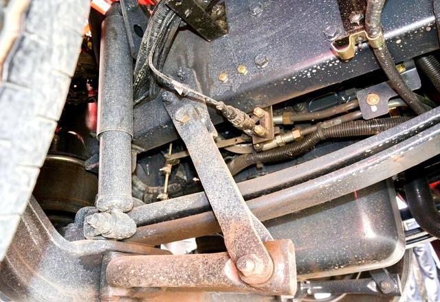 国内底盘最低的卡车?红岩中置轴轿运车详解 - 第8张 - 提加商用车网 国内底盘最低的卡车?红岩中置轴轿运车详解 - 第8张