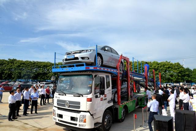 更符合法规 东风天锦全新中置轴轿运车首亮相 - 第2张 - 提加商用车网 更符合法规 东风天锦全新中置轴轿运车首亮相 - 第2张