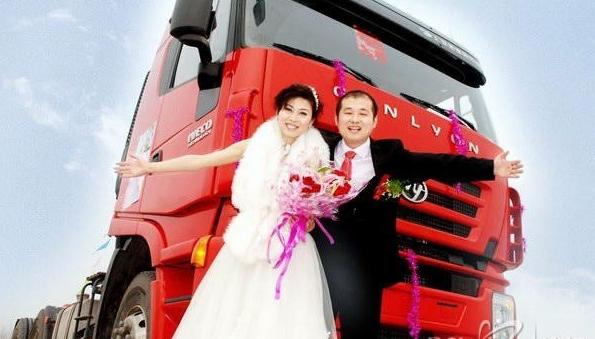 卡车司机也很浪漫 细数近几年那些卡车婚礼 - 第11张 - 提加商用车网 卡车司机也很浪漫 细数近几年那些卡车婚礼 - 第11张